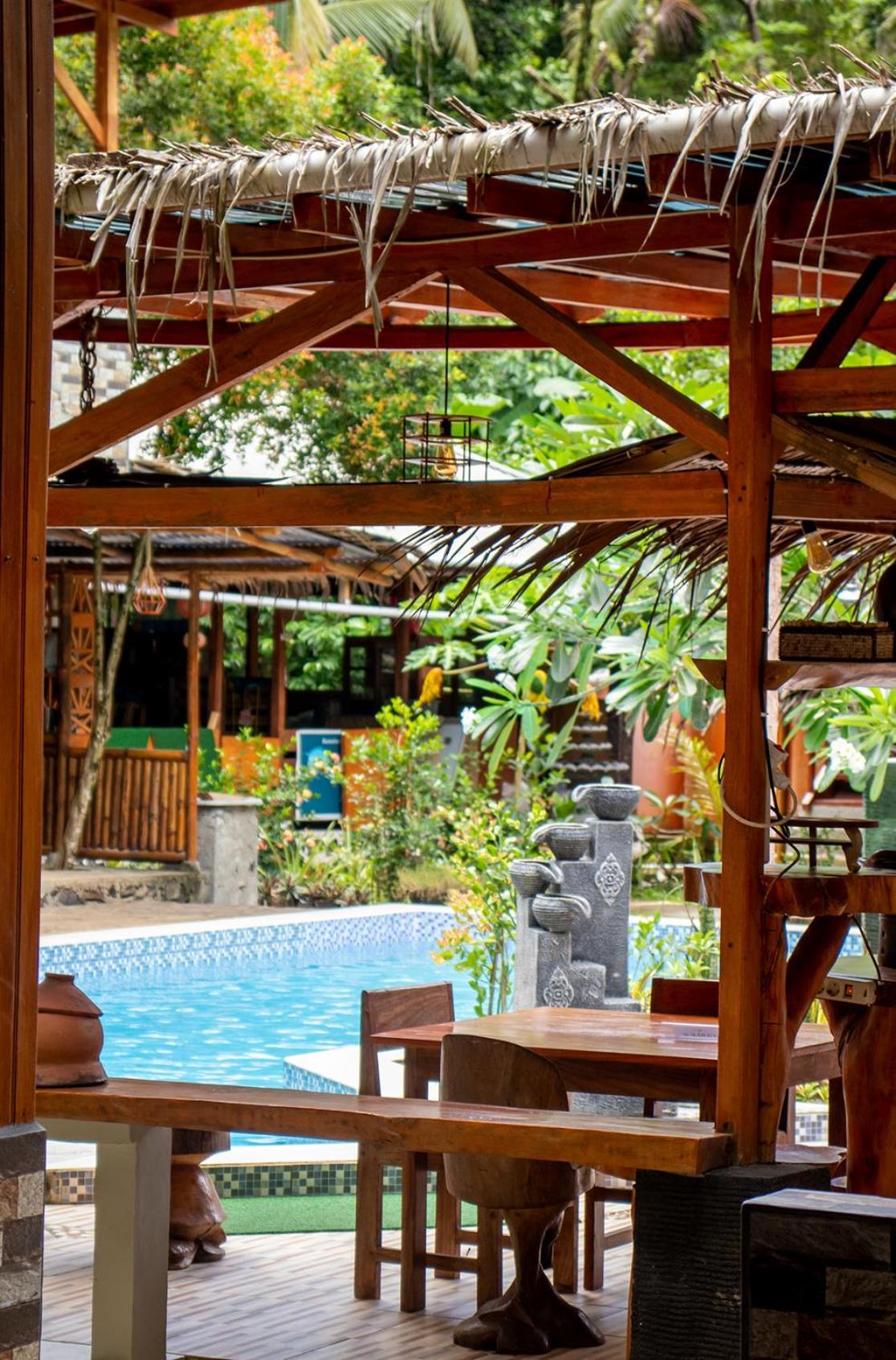 Bunaken Queen's Dive Villa *